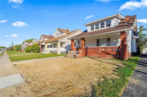 13501 Saybrook Ave, Garfield Heights, OH 44105