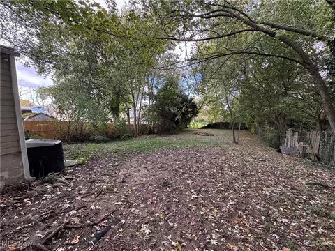 Exterior - 211 W 58th St, Ashtabula, OH 44004 photo 5 of 5