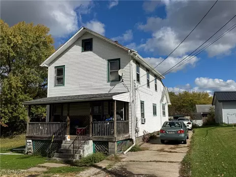 814 Richards Ave, Ashtabula, OH 44004