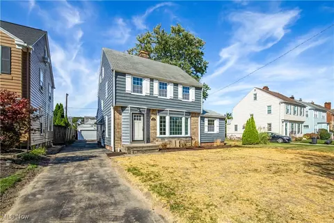 3716 Rolliston Rd, Shaker Heights, OH 44120