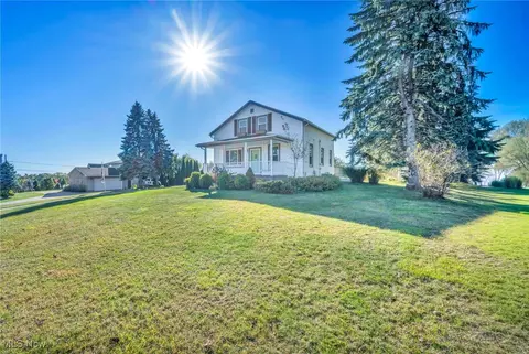 9790 Broadview Rd, Broadview Heights, OH 44147