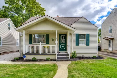 2376 S Seneca Ave, Alliance, OH 44601