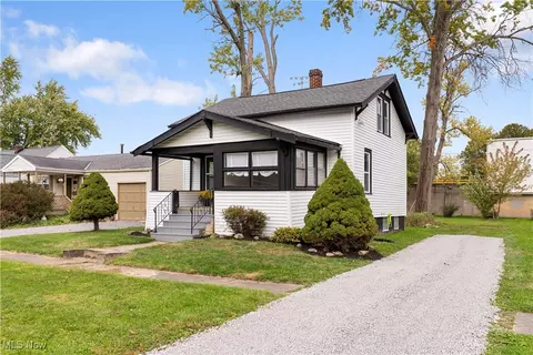 345 E Indiana Ave, Sebring, OH 44672 photo 1