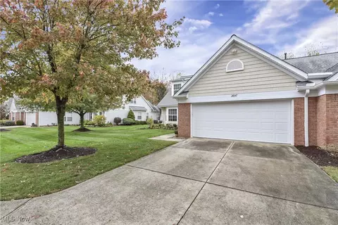2647 Piedmont Ct #56, Westlake, OH 44145