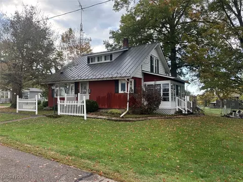 90 N Jefferson St, Alliance, OH 44601