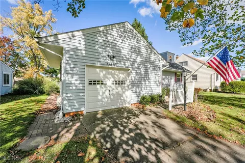 33645 Baldwin Rd, Solon, OH 44139 photo 3