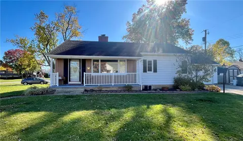 2348 N Haven Blvd, Cuyahoga Falls, OH 44223