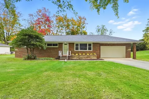 757 Southwood Dr, Uniontown, OH 44685
