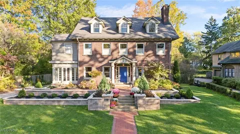 2683 Leighton Rd, Shaker Heights, OH 44120
