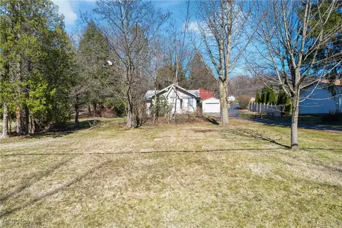 313 Southeast Ave, Tallmadge, OH 44278
