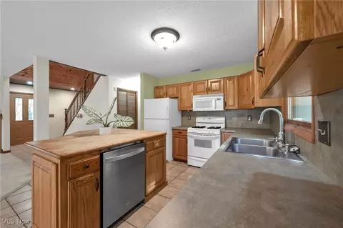 Kitchen - 159 Burns Rd, Elyria, OH 44035 photo 1 of 3
