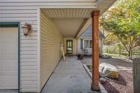 Exterior - 159 Burns Rd, Elyria, OH 44035 photo 1 of 9