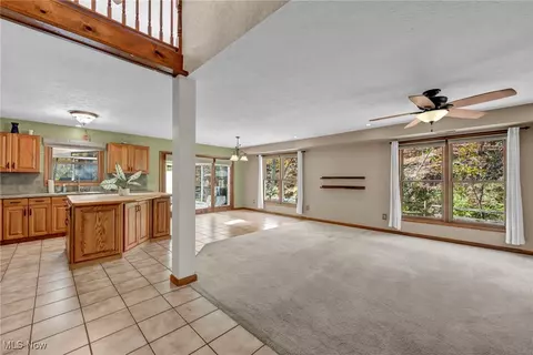 Living - 159 Burns Rd, Elyria, OH 44035 photo 1 of 3