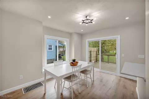 Dining - 5827 Jefferson Ave, Ashtabula, OH 44004 photo 2 of 2