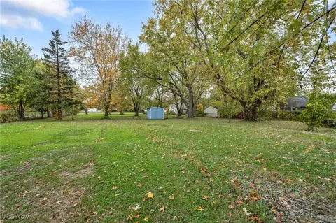 Exterior - 5827 Jefferson Ave, Ashtabula, OH 44004 photo 11 of 11