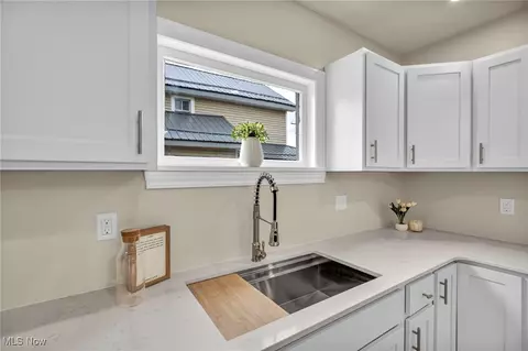 Kitchen - 5827 Jefferson Ave, Ashtabula, OH 44004 photo 2 of 6