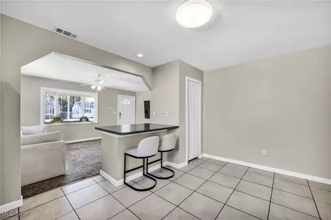 358 Roosevelt Ave, Elyria, OH 44035 photo 11