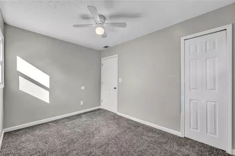 358 Roosevelt Ave, Elyria, OH 44035 photo 24