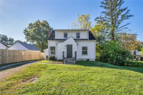 220 Gaylord St, Lodi, OH 44254