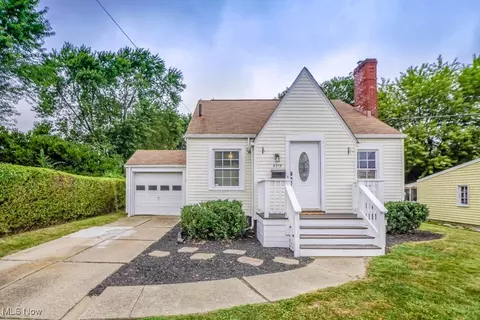 4315 4th St NW, Canton, OH 44708