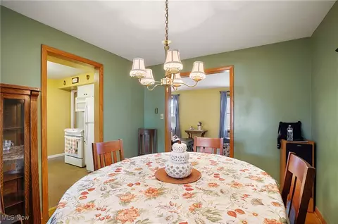 Dining - 6229 Appleridge Dr, Boardman, OH 44512 photo 2 of 2