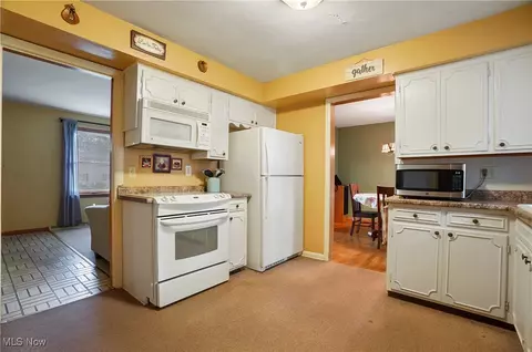 Kitchen - 6229 Appleridge Dr, Boardman, OH 44512 photo 1 of 1