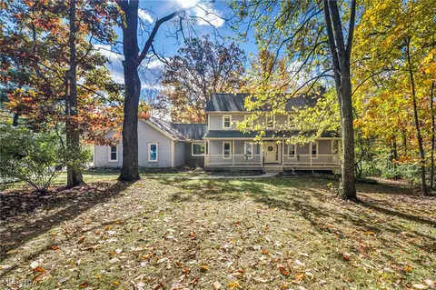 3276 Hardwood Hollow Rd, Medina, OH 44256