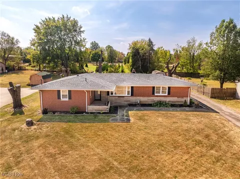 5822 Longview St SW, Massillon, OH 44646