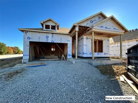 8872 Franklin St NW, Massillon, OH 44646