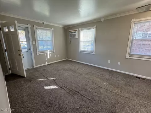 Living - 324 E 235th St, Euclid, OH 44123 photo 1 of 5