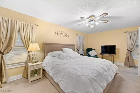 Bedroom - 78 E Brookside Ave, Akron, OH 44301 photo 4 of 7