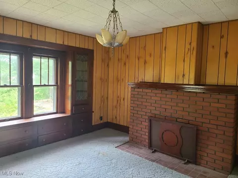 Living - 3798 State Route 183, Rootstown, OH 44272 photo 2 of 5