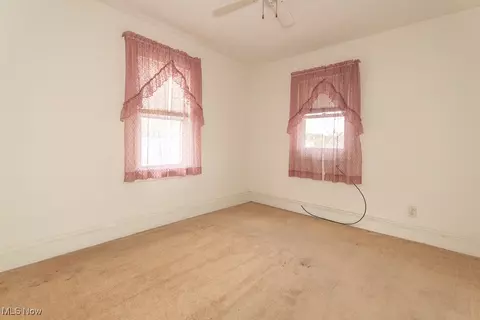 Bedroom - 934 E 223rd St, Euclid, OH 44123 photo 7 of 9