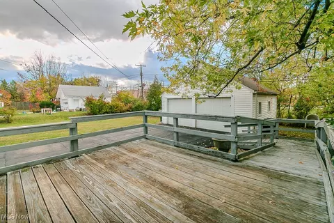 Exterior - 934 E 223rd St, Euclid, OH 44123 photo 9 of 11