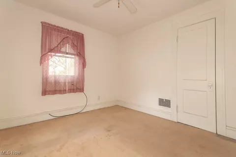 Bedroom - 934 E 223rd St, Euclid, OH 44123 photo 8 of 9