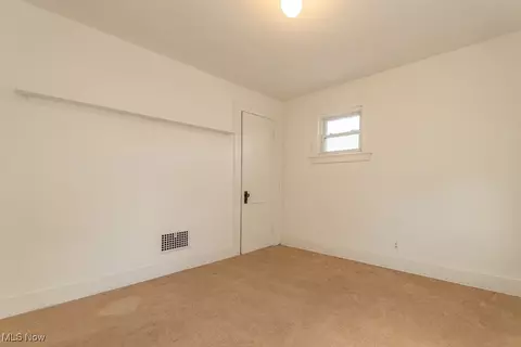 Bedroom - 934 E 223rd St, Euclid, OH 44123 photo 4 of 9