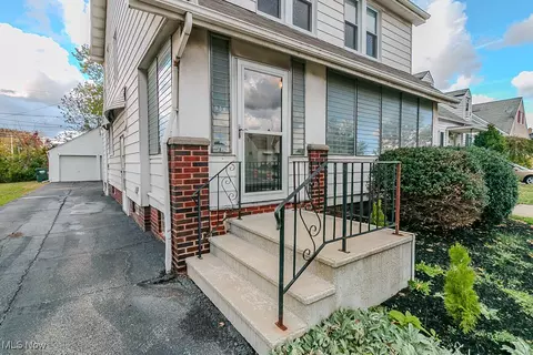Exterior - 934 E 223rd St, Euclid, OH 44123 photo 6 of 11