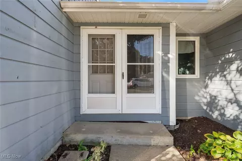 711 Elizabeth Dr, Huron, OH 44839 photo 3