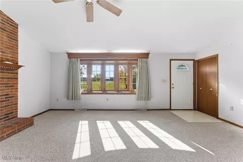 9019 Smith Rd, Litchfield, OH 44253 photo 4