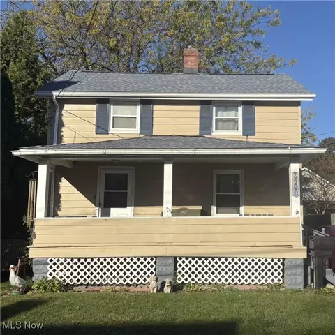 2500 9th Ct, Cuyahoga Falls, OH 44221