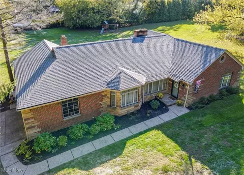 433 Delaware Ave, Akron, OH 44303