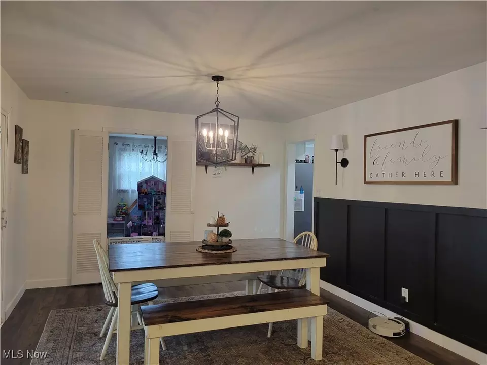 Dining - 608 Kerr Ave, Cadiz, OH 43907 photo 3 of 3