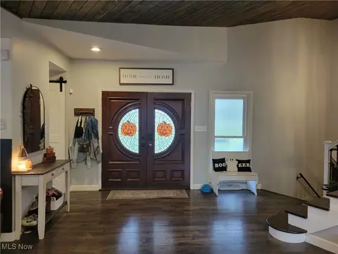 Entry Way - 608 Kerr Ave, Cadiz, OH 43907 photo 1 of 4