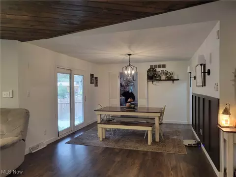 Dining - 608 Kerr Ave, Cadiz, OH 43907 photo 1 of 3