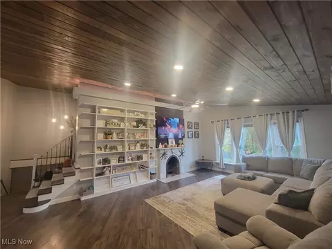 Living - 608 Kerr Ave, Cadiz, OH 43907 photo 1 of 5