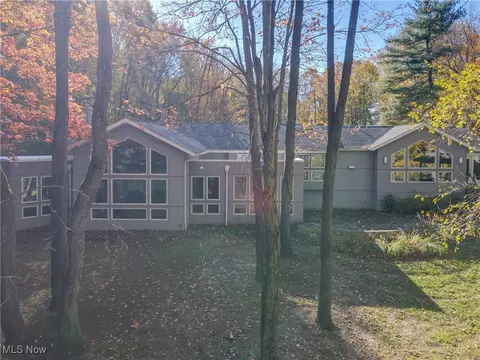 Exterior - 860 Killinger Rd, Clinton, OH 44216 photo 4 of 10