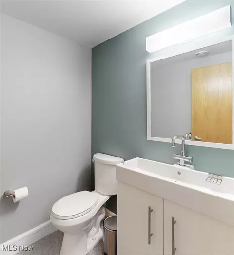 Bath - 860 Killinger Rd, Clinton, OH 44216 photo 6 of 6