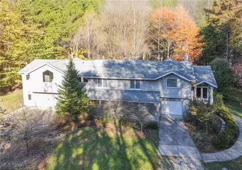 860 Killinger Rd, Clinton, OH 44216