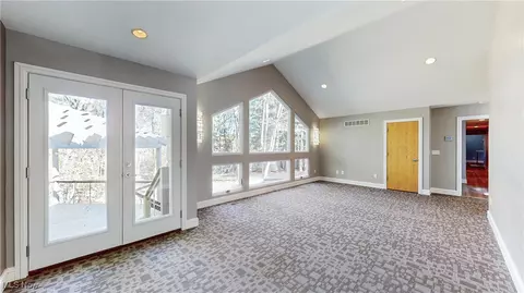 Living - 860 Killinger Rd, Clinton, OH 44216 photo 8 of 8
