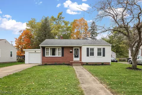 2705 Shunk Ave, Alliance, OH 44601